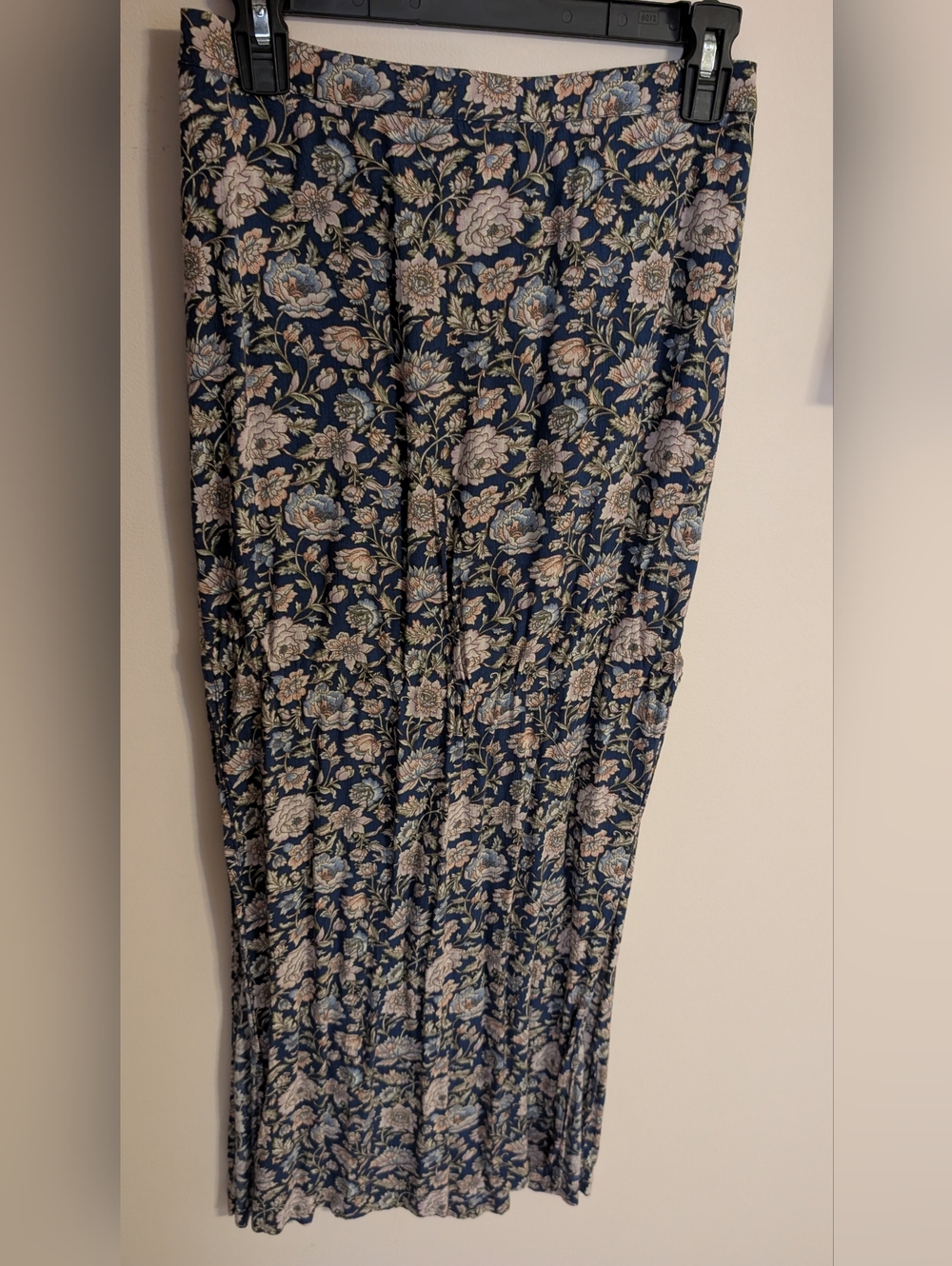Women's Navy Floral Skirt